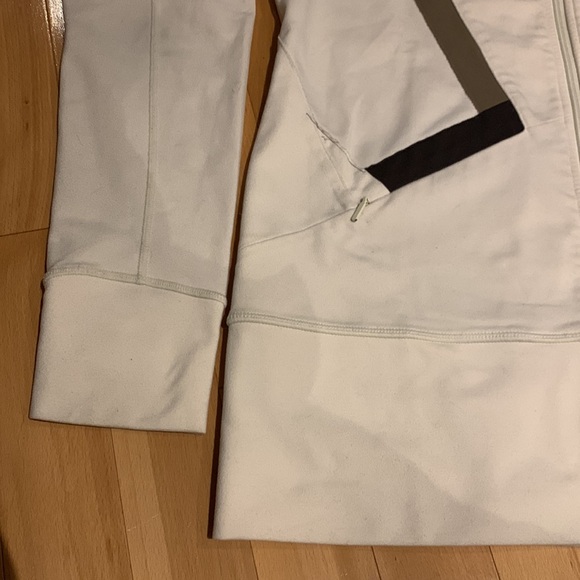 Lululemon Off White/Brown/Black Stride Luon Origami Jacket -Size 8 - Picture 4 of 16